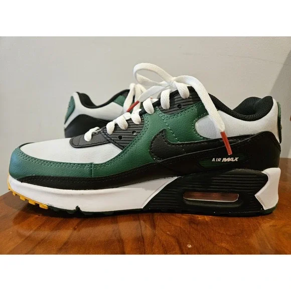 Nike Air Max 90 Gorge Green Size 7 Youth Size 8.5 Womens - Picture 5 of 7
